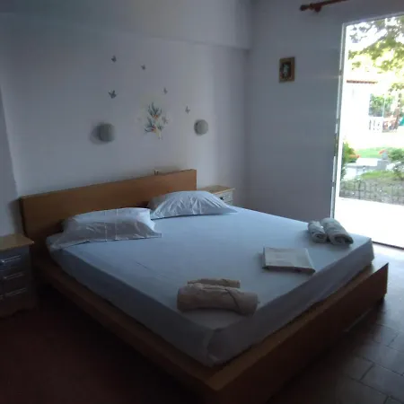 Ourania Apartment