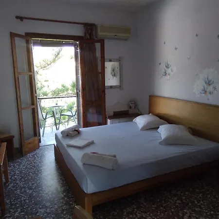 Apartment Ourania *