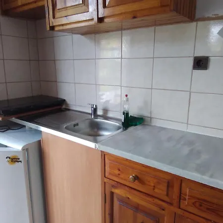 Ourania Apartamento *