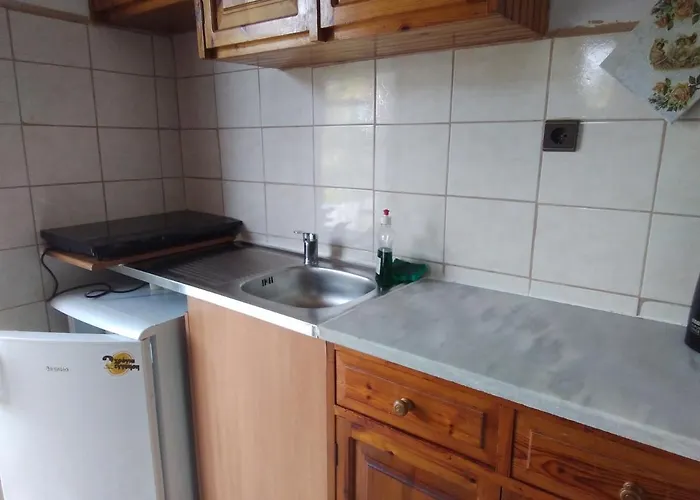 Ourania Apartamento *