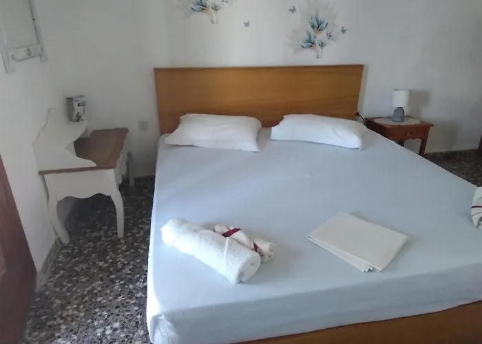 Ourania Apartamento Troulos