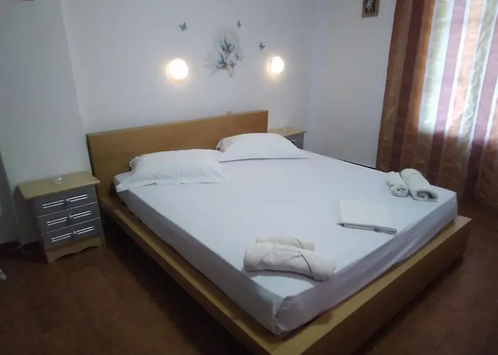 Apartamento Ourania *