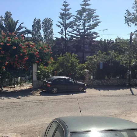 Ourania Apartament Troulos